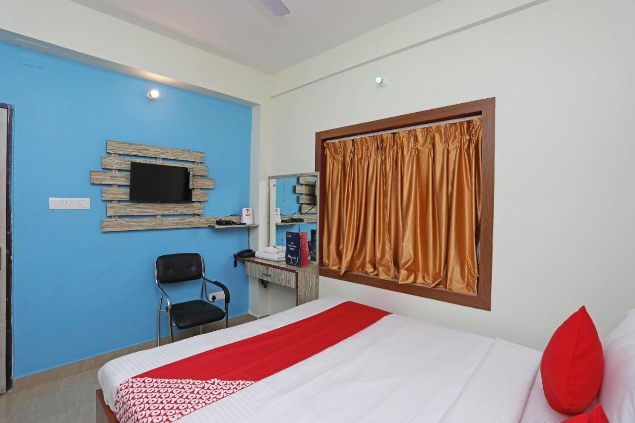 Oyo 17187 Urban Casa Hotel Calcutta Exterior foto