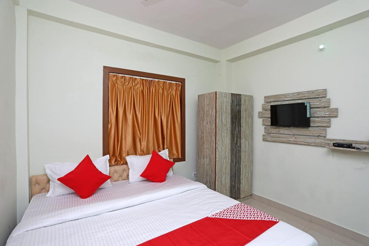 Oyo 17187 Urban Casa Hotel Calcutta Exterior foto